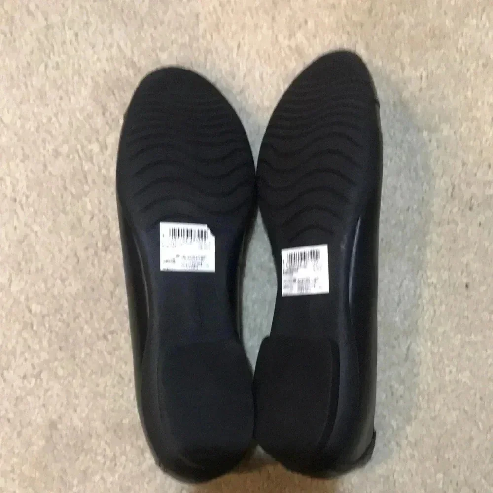Clarks Black Leather Flat Slip On Shoes-Size 10N